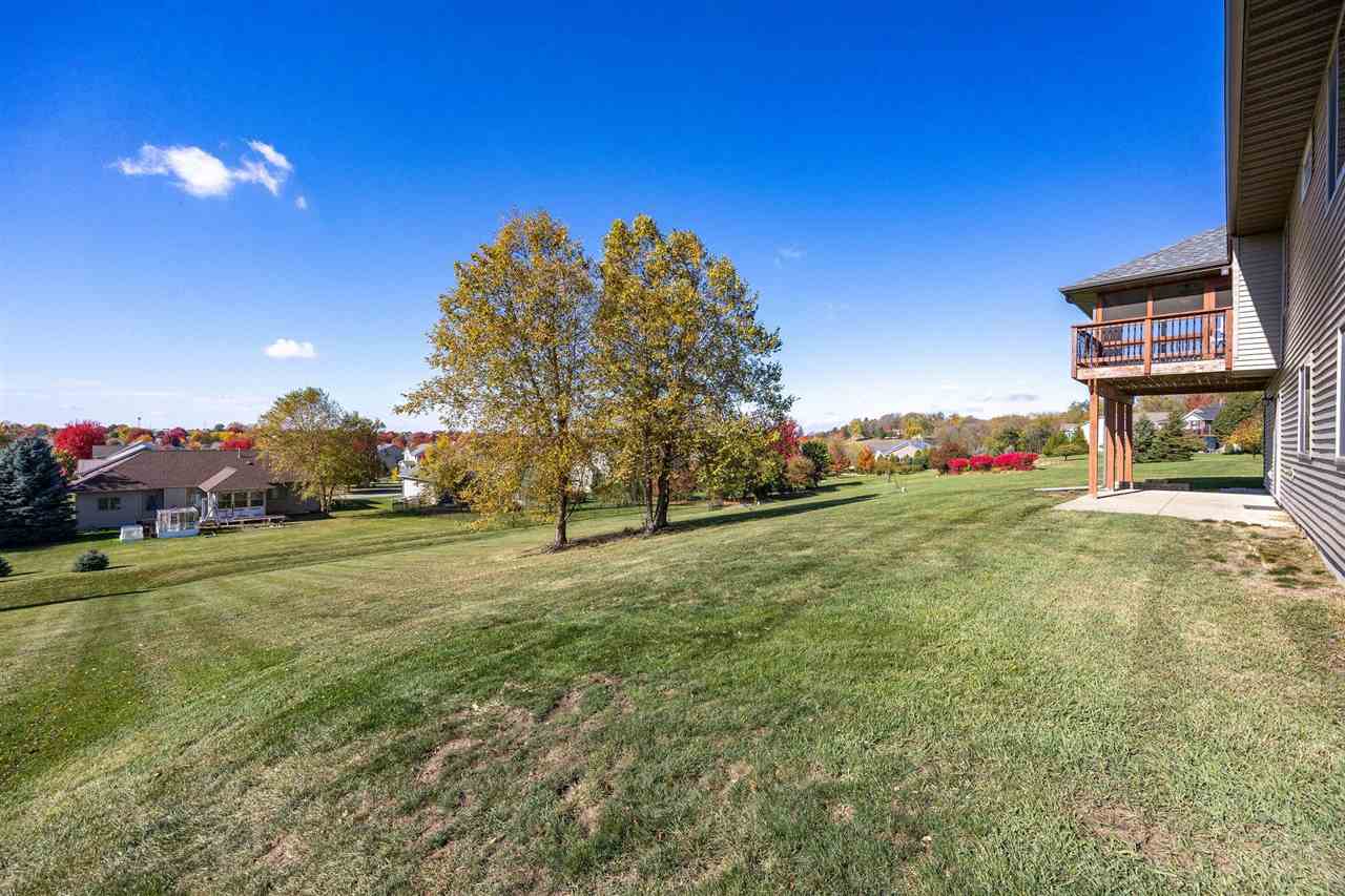 1705 Silver Maple Trail North Liberty IA 52317