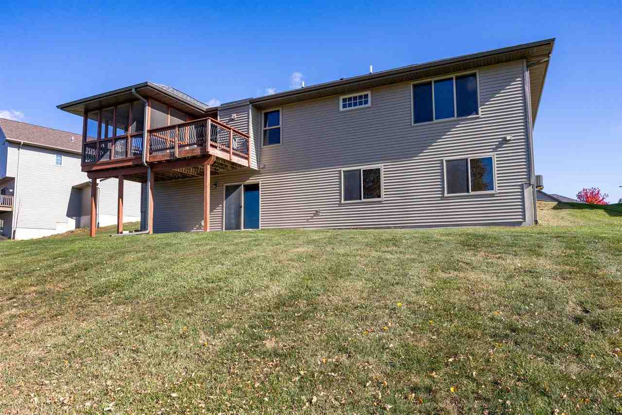 1705 Silver Maple Trail North Liberty IA 52317