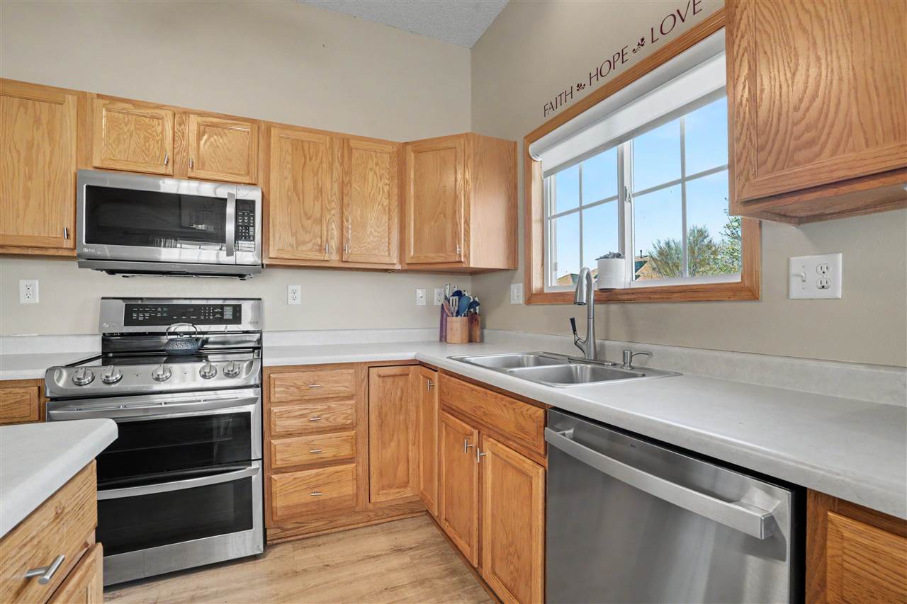 608 Randall Drive Solon IA 52333