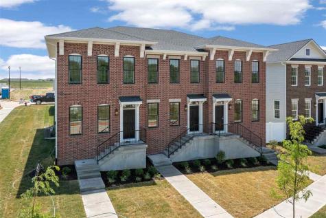 3006 Tommy Lane Coralville IA 52241