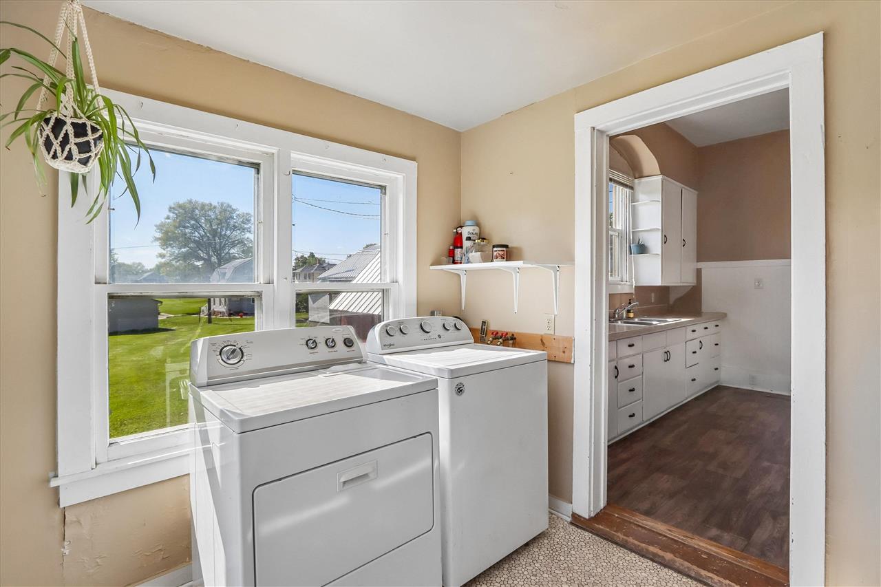 1514 7th Avenue Belle Plaine IA 52208