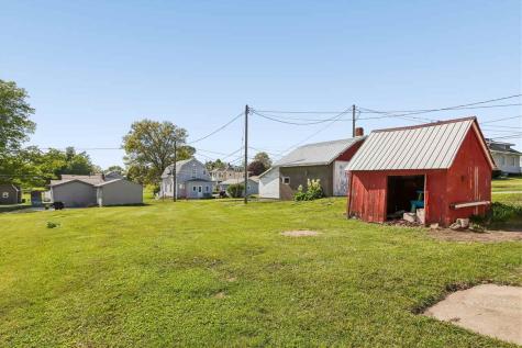 1514 7th Avenue Belle Plaine IA 52208