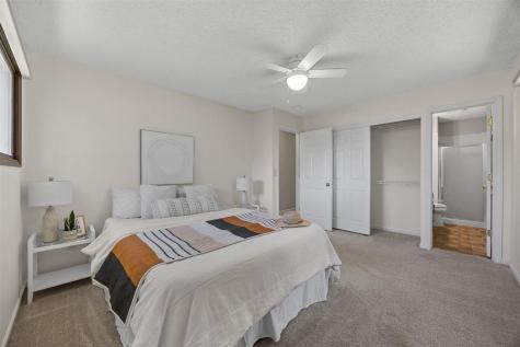 1749 Hafor Drive Iowa City IA 52246