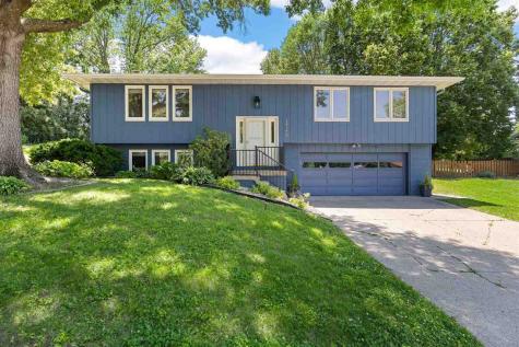 1749 Hafor Drive Iowa City IA 52246