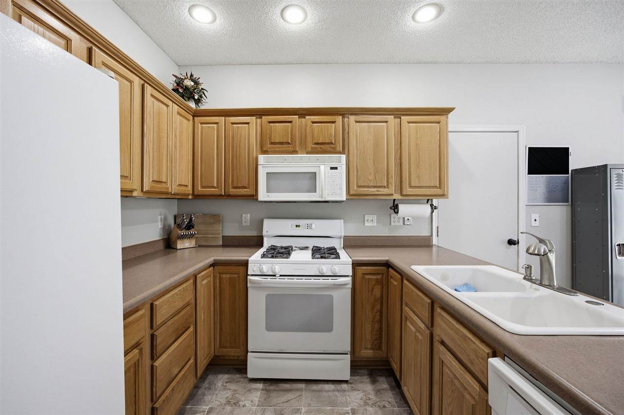 2768 Irving Avenue Iowa City IA 52246