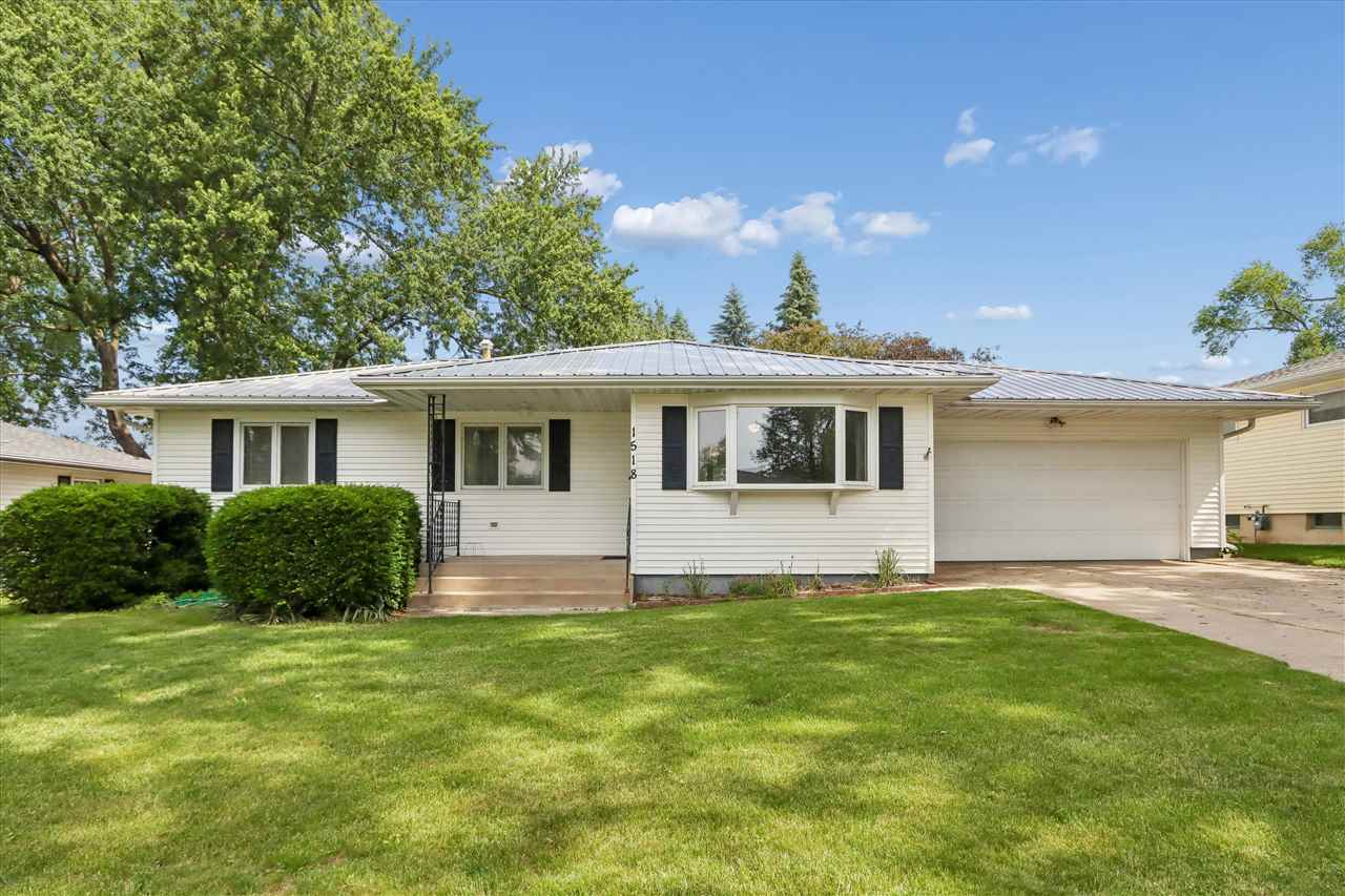 1518 Hollywood Boulevard Iowa City IA 52240