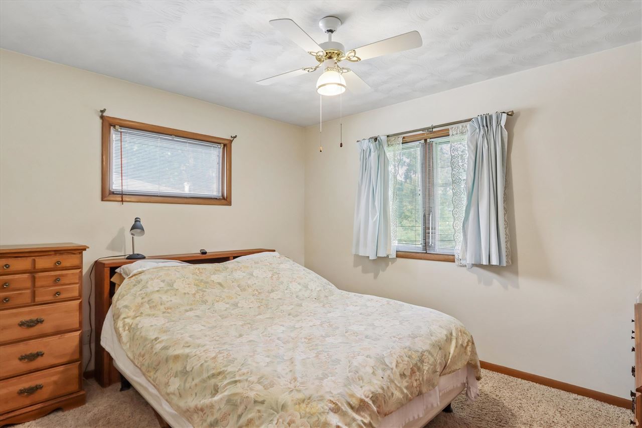 1518 Hollywood Boulevard Iowa City IA 52240
