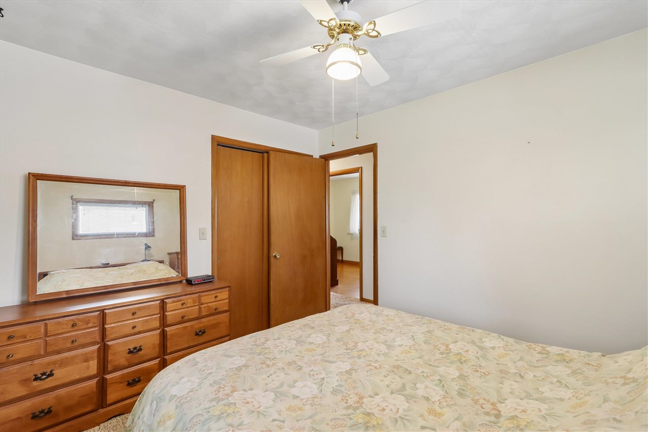 1518 Hollywood Boulevard Iowa City IA 52240