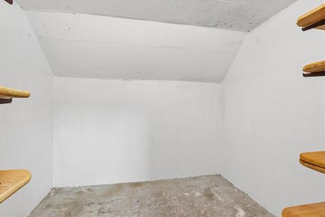 1518 Hollywood Boulevard Iowa City IA 52240