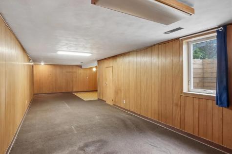 1518 Hollywood Boulevard Iowa City IA 52240