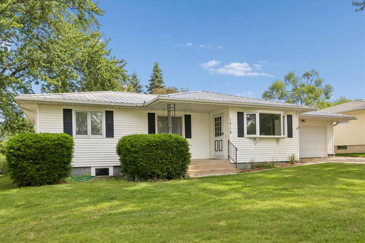 1518 Hollywood Boulevard Iowa City IA 52240