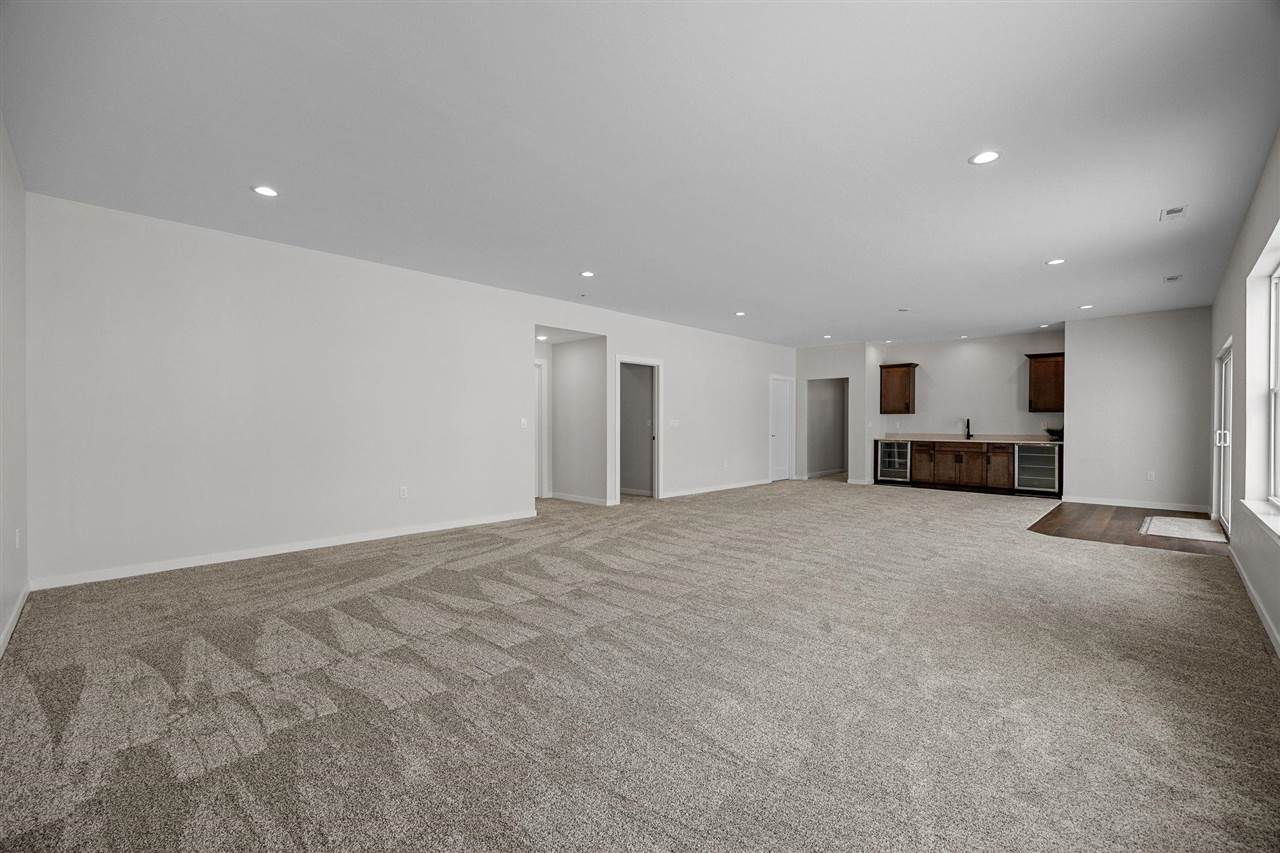 624 Rock Ridge Road Tiffin IA 52340