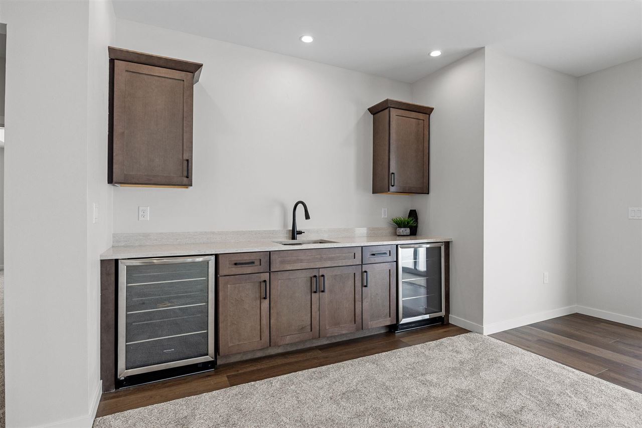 624 Rock Ridge Road Tiffin IA 52340