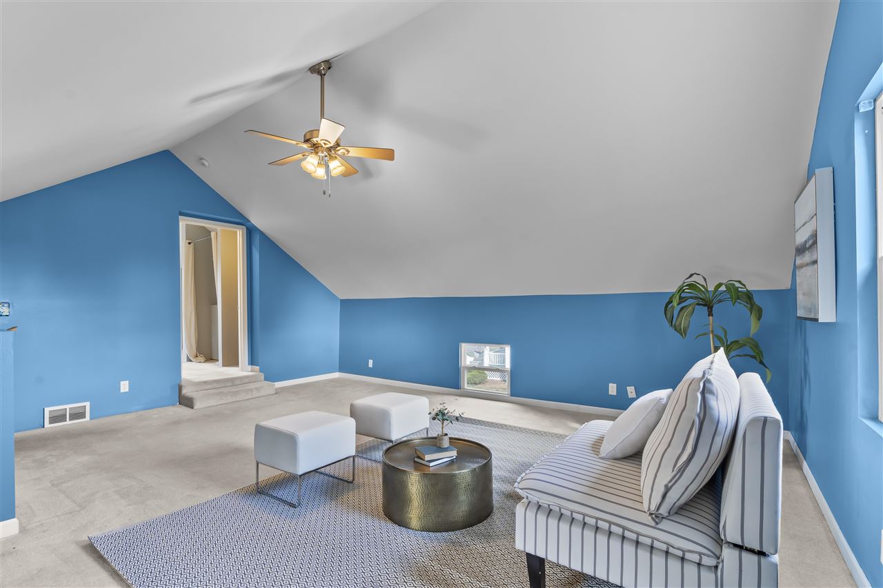 250 Vanderbilt Street Fairfax IA 52228