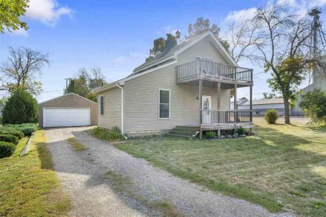 250 Vanderbilt Street Fairfax IA 52228