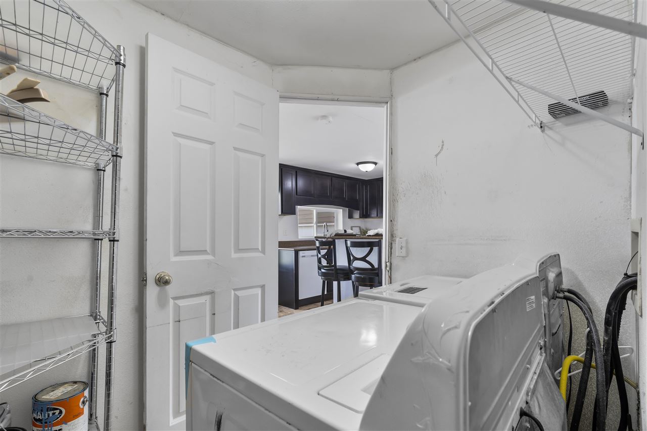 250 Vanderbilt Street Fairfax IA 52228