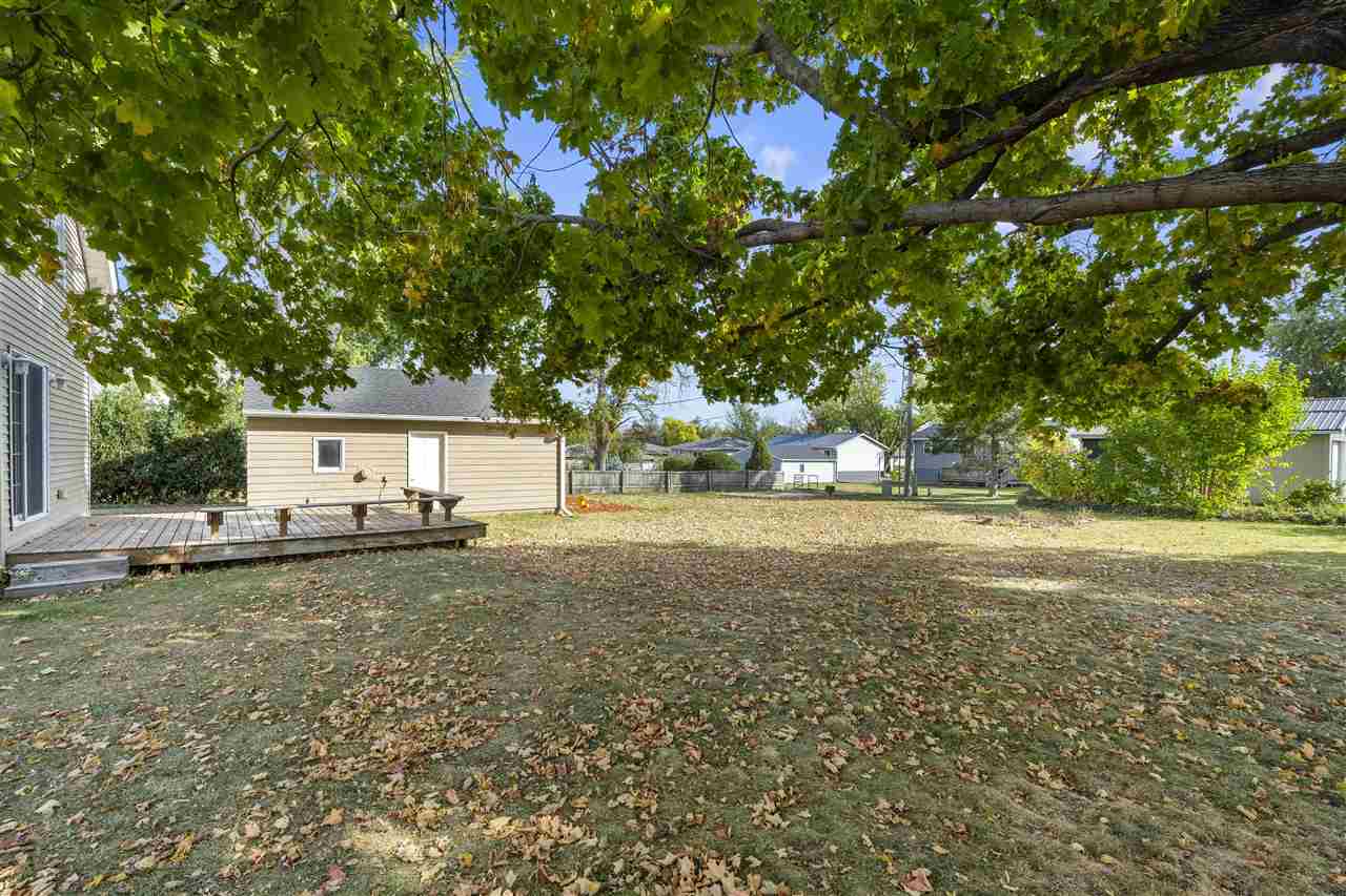 250 Vanderbilt Street Fairfax IA 52228