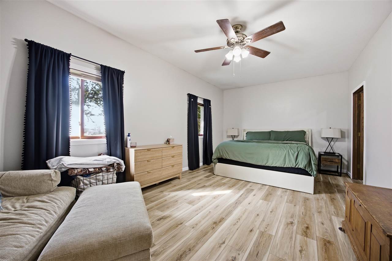 602 E Preston Street Stanwood IA 52337