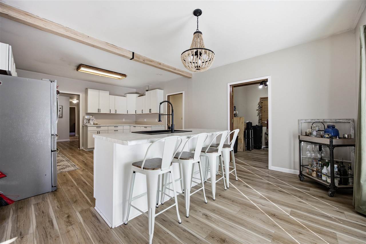 602 E Preston Street Stanwood IA 52337