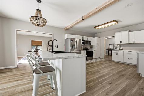 602 E Preston Street Stanwood IA 52337
