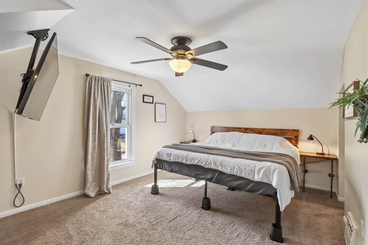 608 Chatham Street Williamsburg IA 52361