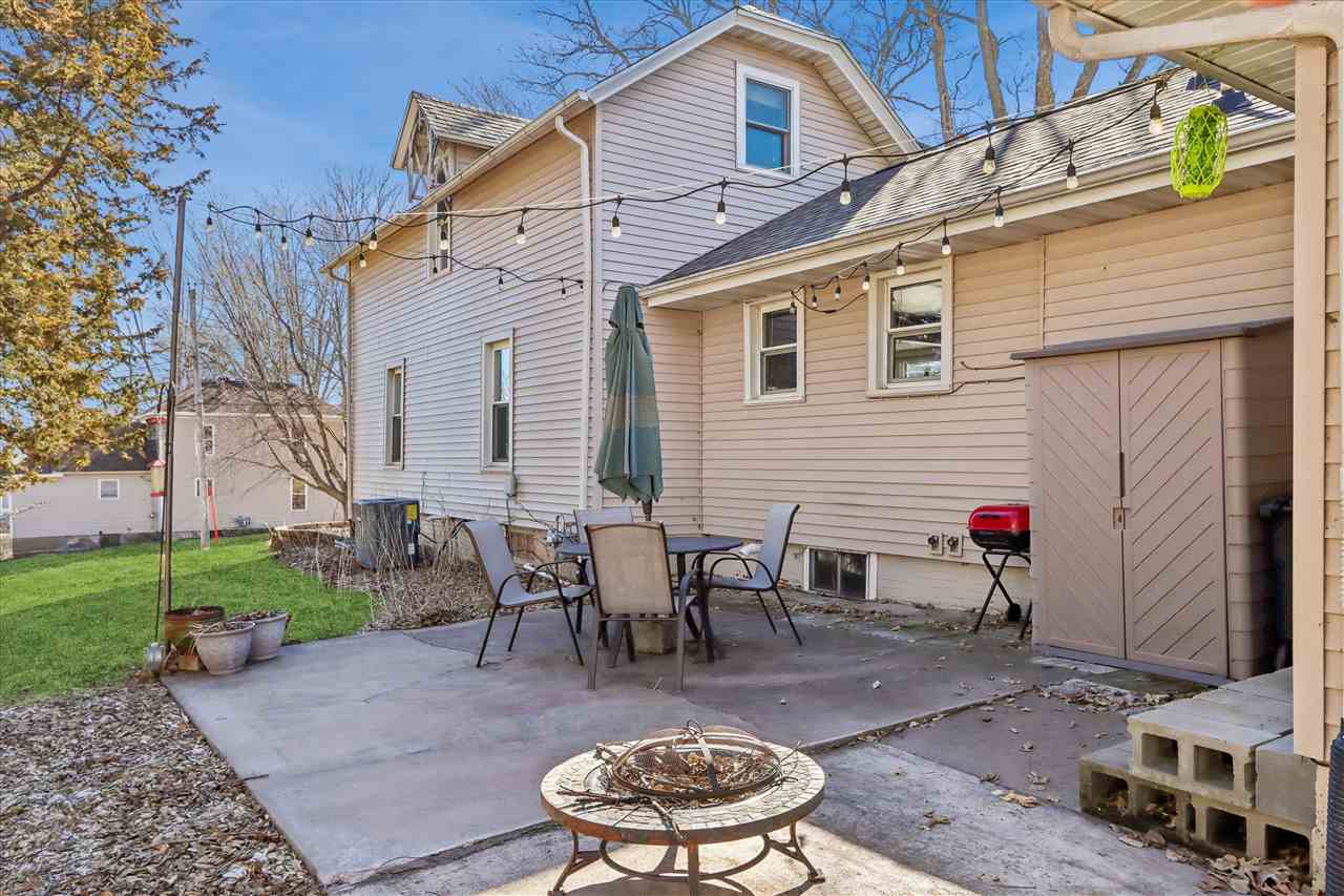 608 Chatham Street Williamsburg IA 52361