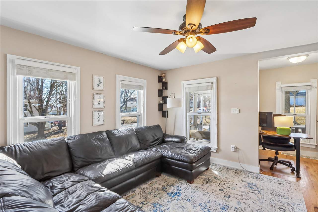 608 Chatham Street Williamsburg IA 52361