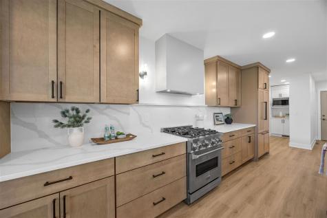 280 N Juniper Street North Liberty IA 52317