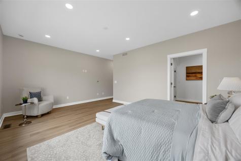 280 N Juniper Street North Liberty IA 52317