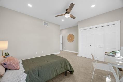 280 N Juniper Street North Liberty IA 52317