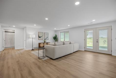 280 N Juniper Street North Liberty IA 52317