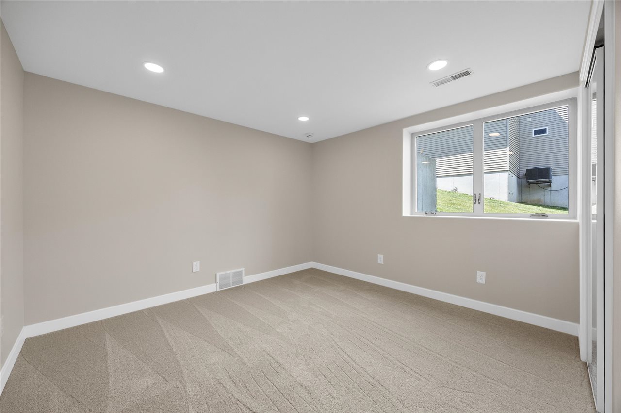 280 N Juniper Street North Liberty IA 52317