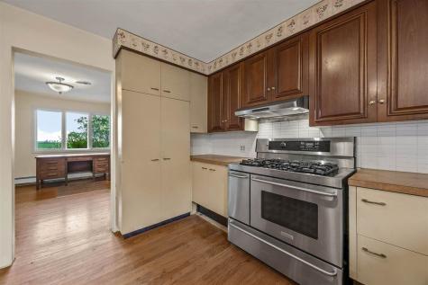 2209 44th Avenue Homestead IA 52236