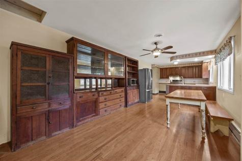 2209 44th Avenue Homestead IA 52236