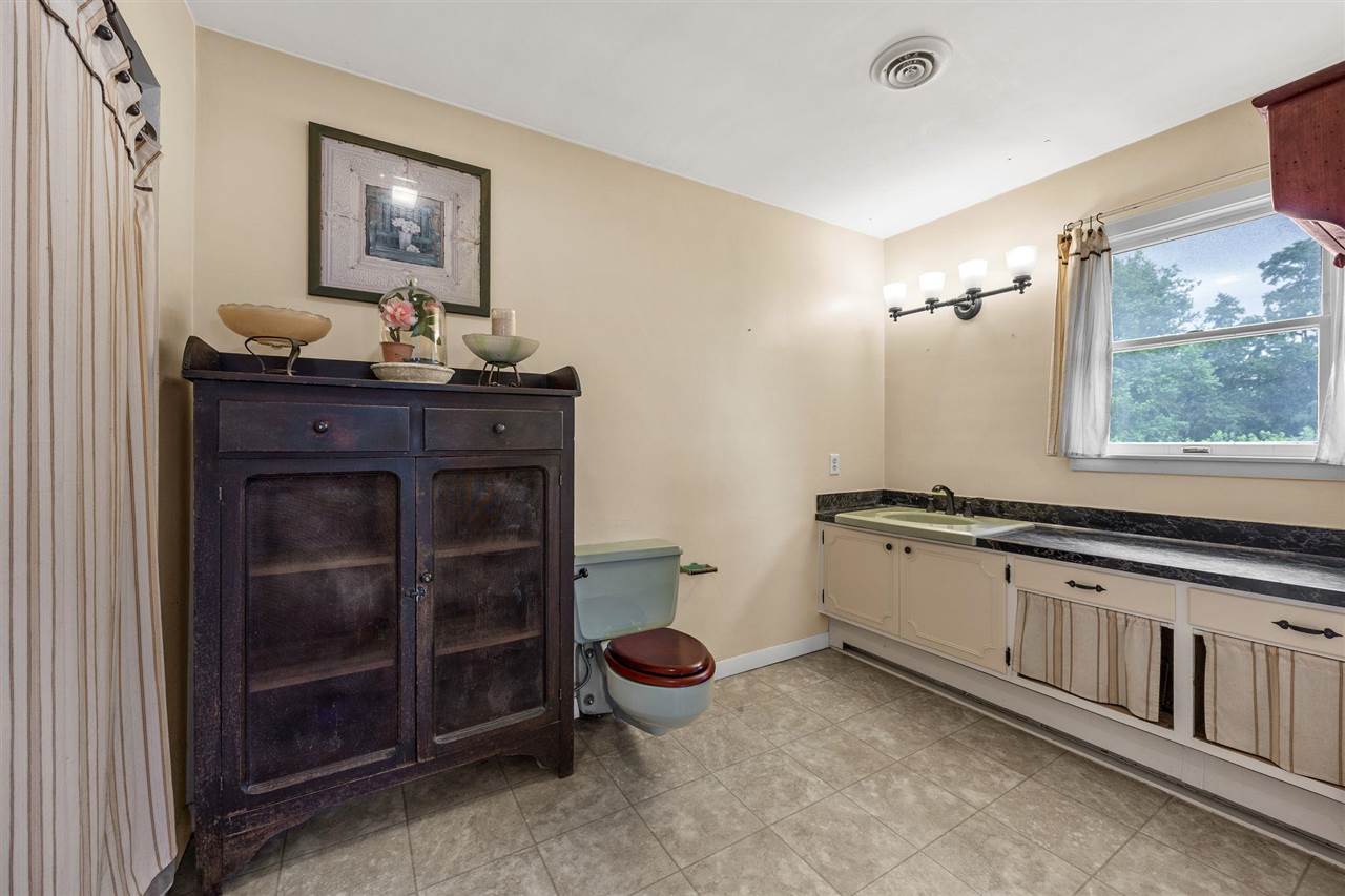 2209 44th Avenue Homestead IA 52236