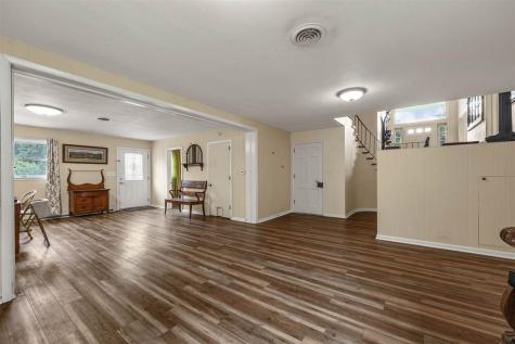 2209 44th Avenue Homestead IA 52236