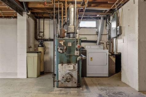 2209 44th Avenue Homestead IA 52236