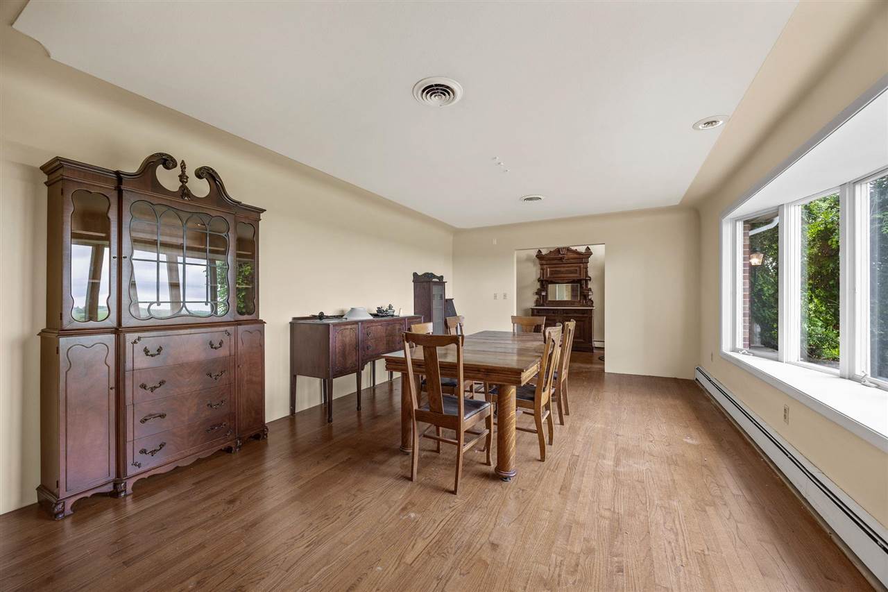 2209 44th Avenue Homestead IA 52236