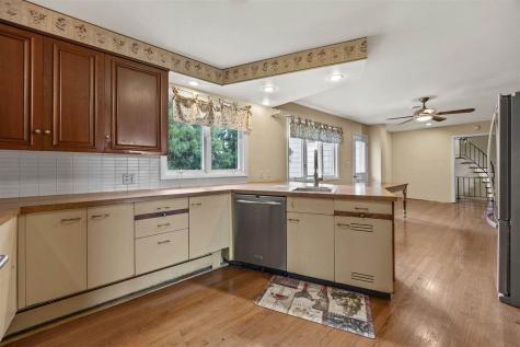 2209 44th Avenue Homestead IA 52236