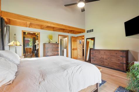 57 Solon Road Solon IA 52333