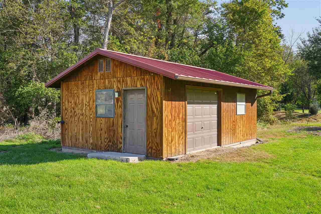 57 Solon Road Solon IA 52333