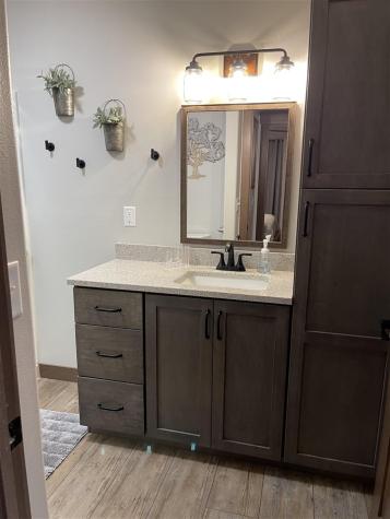 57 Solon Road Solon IA 52333