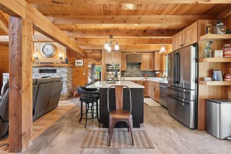 57 Solon Road Solon IA 52333