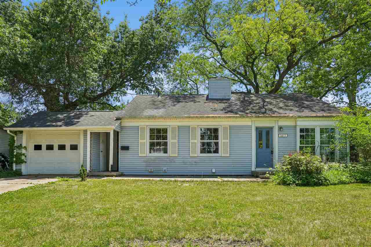 2415 Wayne Avenue Iowa City IA 52240