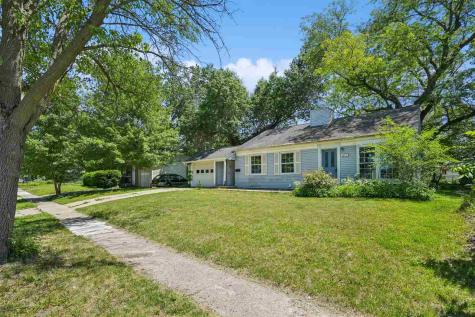 2415 Wayne Avenue Iowa City IA 52240