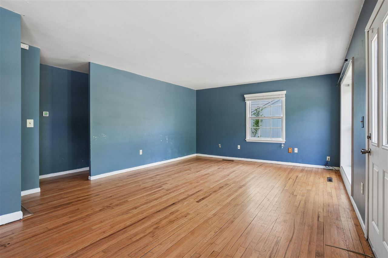 2415 Wayne Avenue Iowa City IA 52240