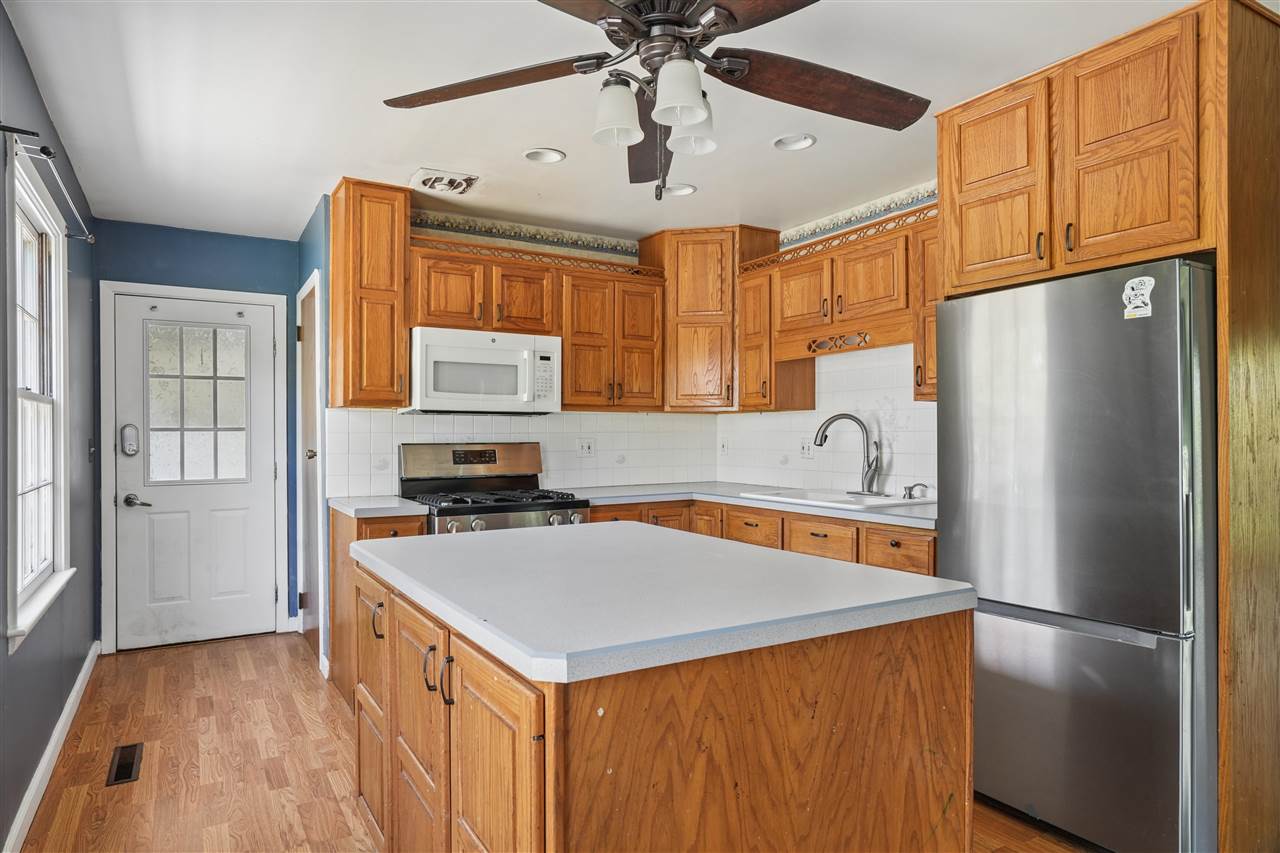 2415 Wayne Avenue Iowa City IA 52240