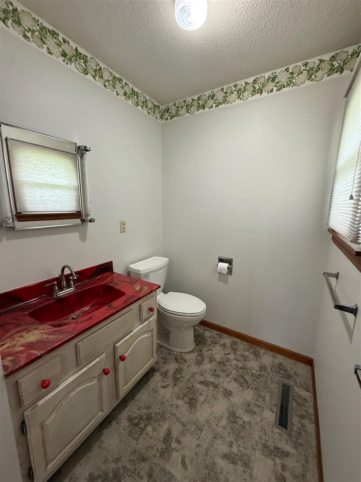 311 E Churchill Street Keswick IA 50136