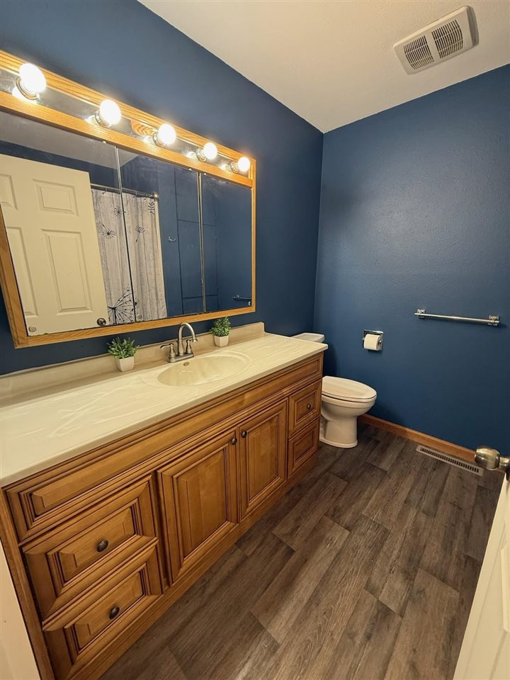 311 E Churchill Street Keswick IA 50136