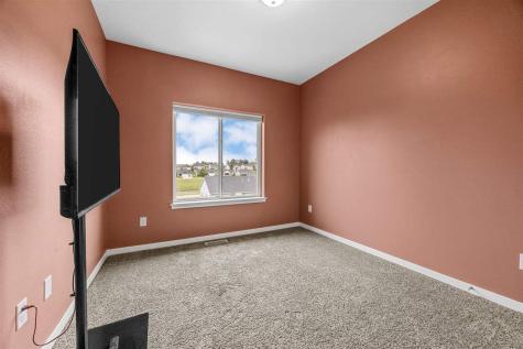 559 Fawn Avenue Tiffin IA 52340